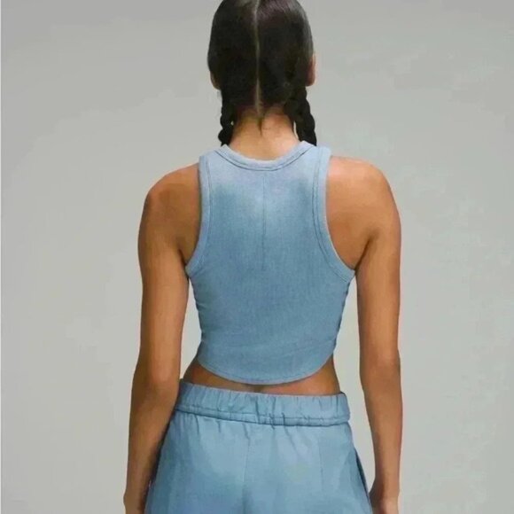 Lululemon hold tight  cropped tank - Picture 2 of 2